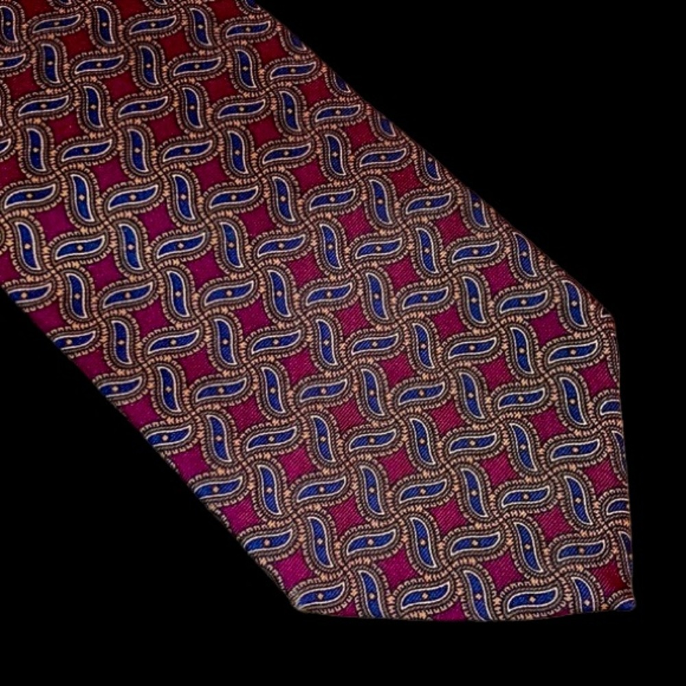 Vintage Christian Dior Paisley 100% Silk Made in USA Mens Neck Tie